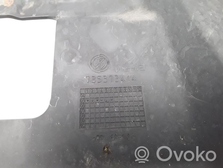 Fiat Croma Ylempi jäähdyttimen ylätuen suojapaneeli 735373414