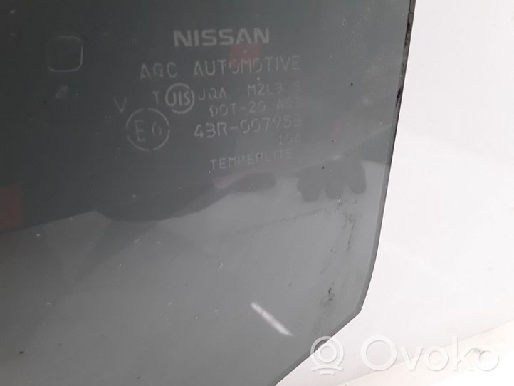Nissan X-Trail T32 Pagrindinis galinių durų stiklas 43R007953