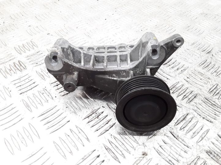 Audi A5 8T 8F Support de générateur / alternateur 059903143S