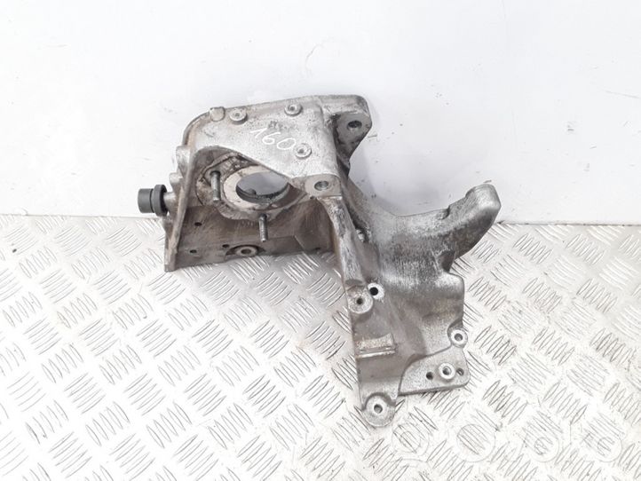 Opel Astra H Support pompe injection à carburant 