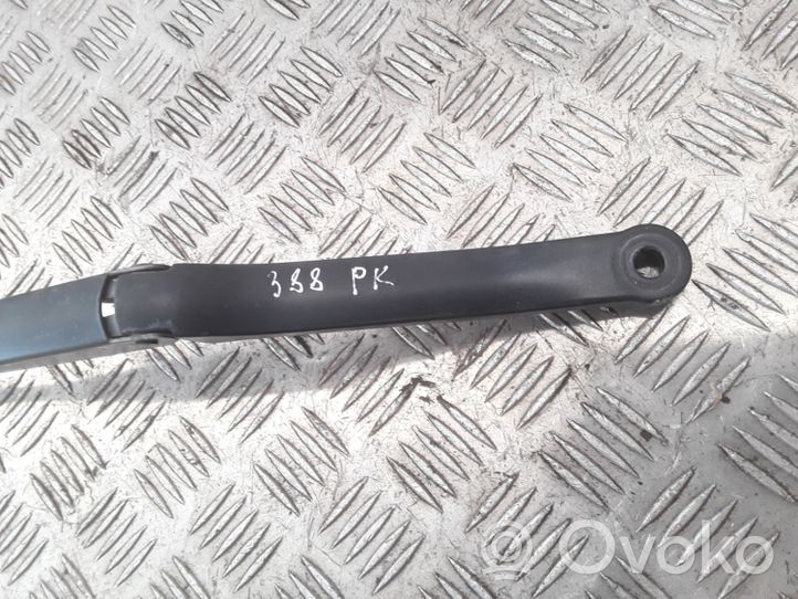 Ford Maverick Front wiper blade arm 89813641