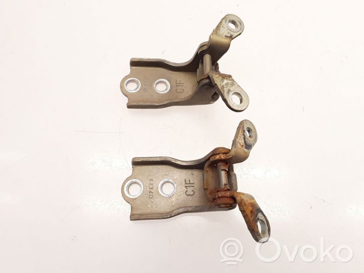 Opel Antara Set di cerniere portiera anteriore 07K23