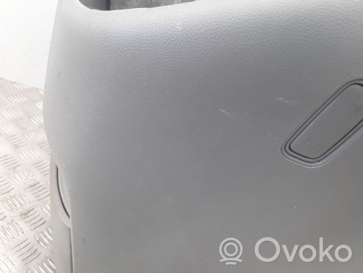 KIA Carnival Autres éléments de console centrale 846144D000