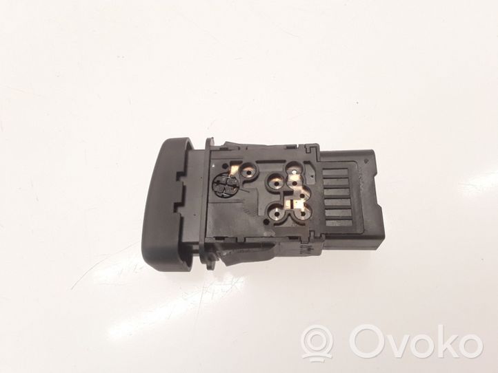 Mazda 626 Interruttore luci di emergenza GE4T664H0A