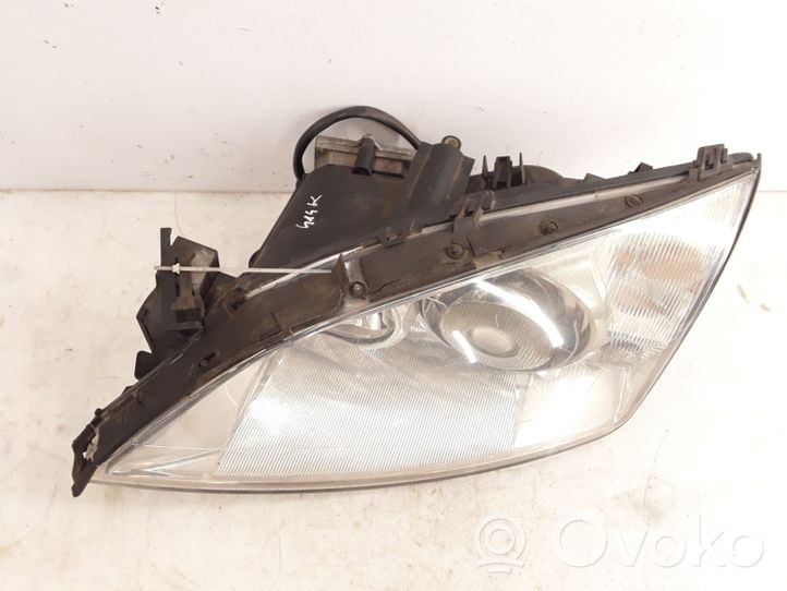 Ford Mondeo Mk III Headlight/headlamp 0301174271