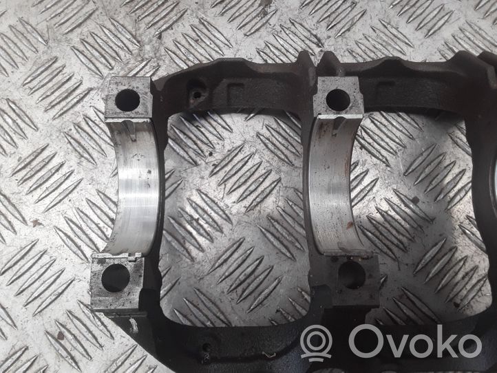 Mitsubishi Lancer Crankshaft holder bracket 4G06G6M