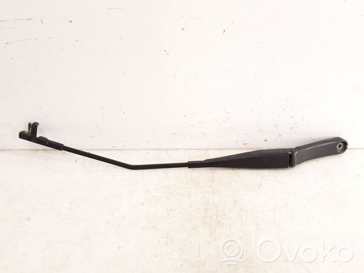 Alfa Romeo GT Front wiper blade arm 4707