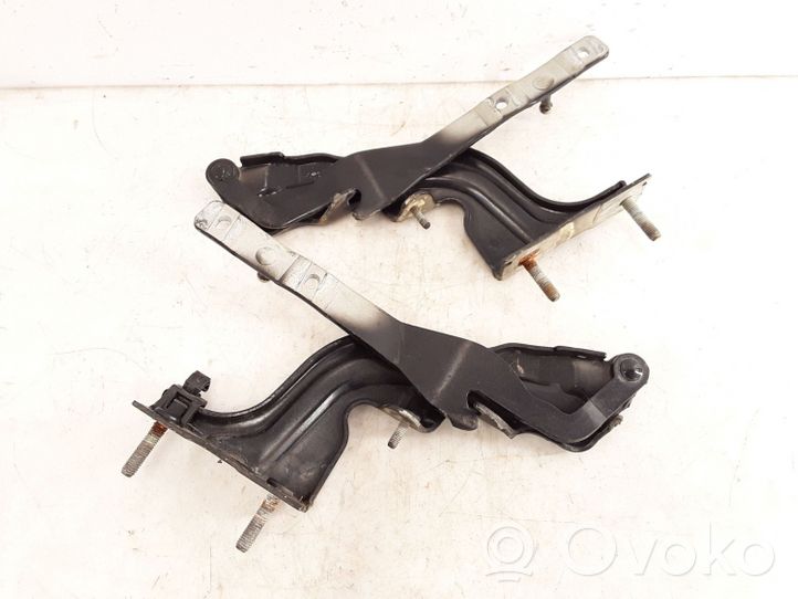 Alfa Romeo GT Engine bonnet/hood hinges 