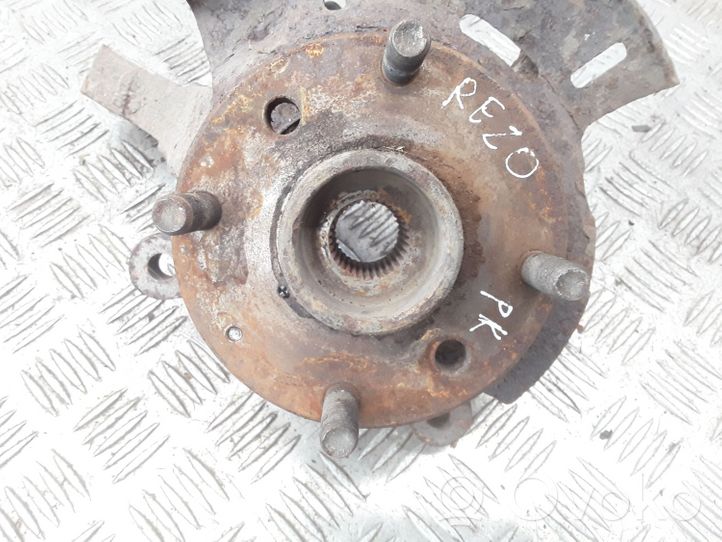 Daewoo Tacuma Front wheel hub spindle knuckle 