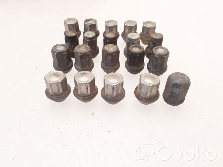 Volvo S40 Nuts/bolts 