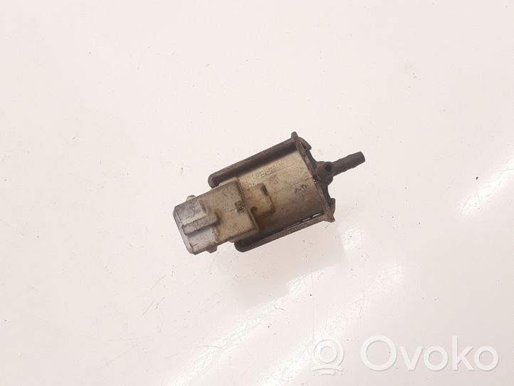 Volvo S40, V40 Turbolader Druckwandler Magnetventil 72159302