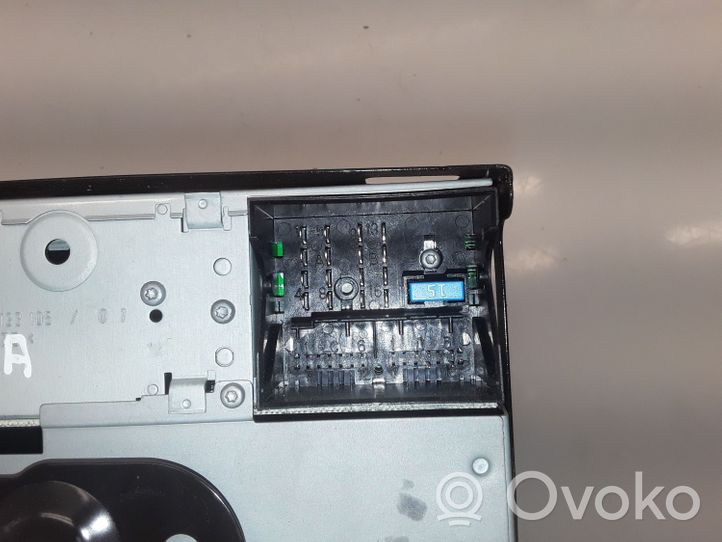 Opel Meriva A Radio/CD/DVD/GPS-pääyksikkö 13253512