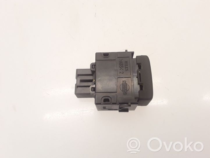 Nissan Micra Interruttore ESP (controllo elettronico della stabilità) 35278