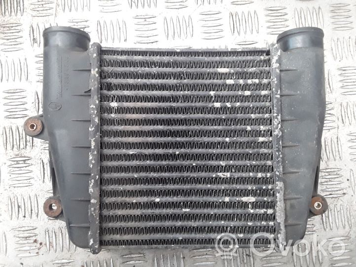 Maserati 228 Starpdzesētāja radiators 473360500