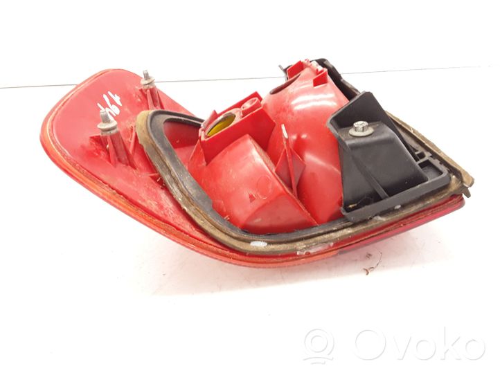 Audi 80 90 S2 B4 Lampa tylna 014411913RR