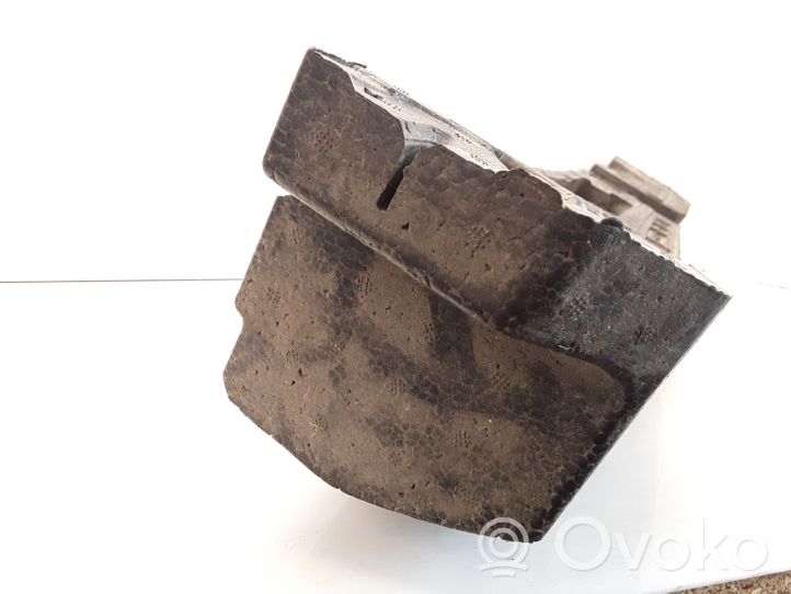 Nissan Qashqai Absorber zderzaka tylnego 85090JD000