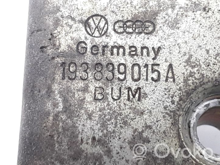 Volkswagen PASSAT B2 Задний замок 193899015A