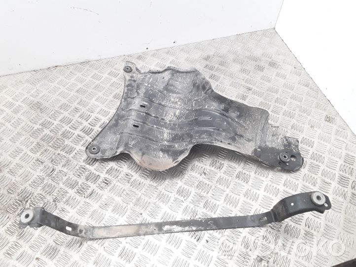 Audi A5 8T 8F Sangle de réservoir de carburant 8K0201654