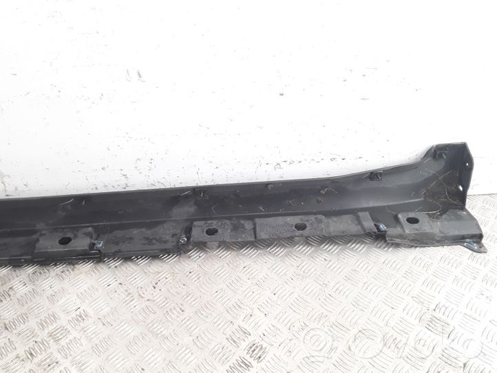 Toyota Avensis T270 Sottoporta 7585005010