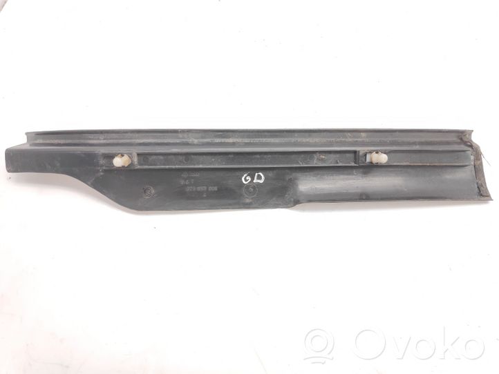 Volkswagen PASSAT B2 Takaoven kynnyksen suojalista 323853806