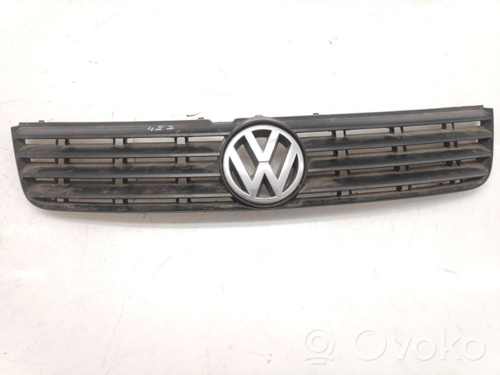 Volkswagen PASSAT B5 Etusäleikkö 3B0853653C