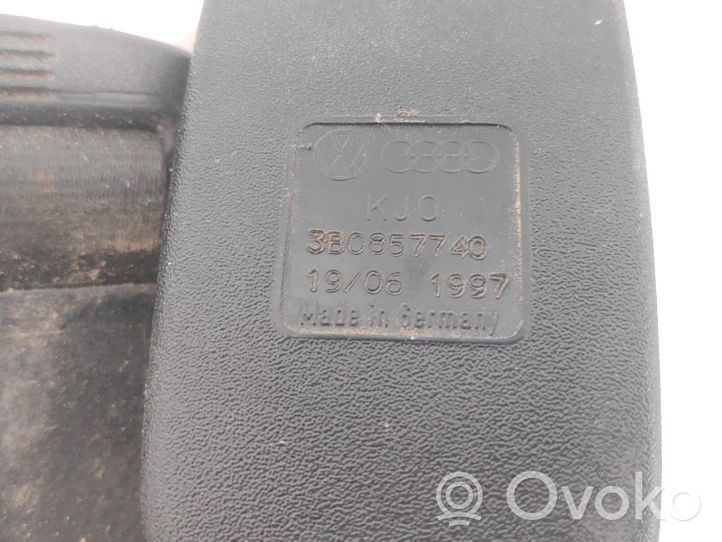 Volkswagen PASSAT B5 Ceinture de sécurité arrière centrale (siège) 3B0857813