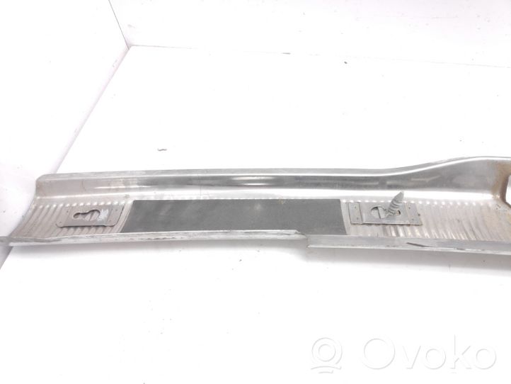 Volkswagen PASSAT B5 Trunk/boot sill cover protection J89863459G