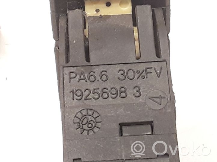 Fiat Scudo Interruptor de control de altura del faro delantero 19256983