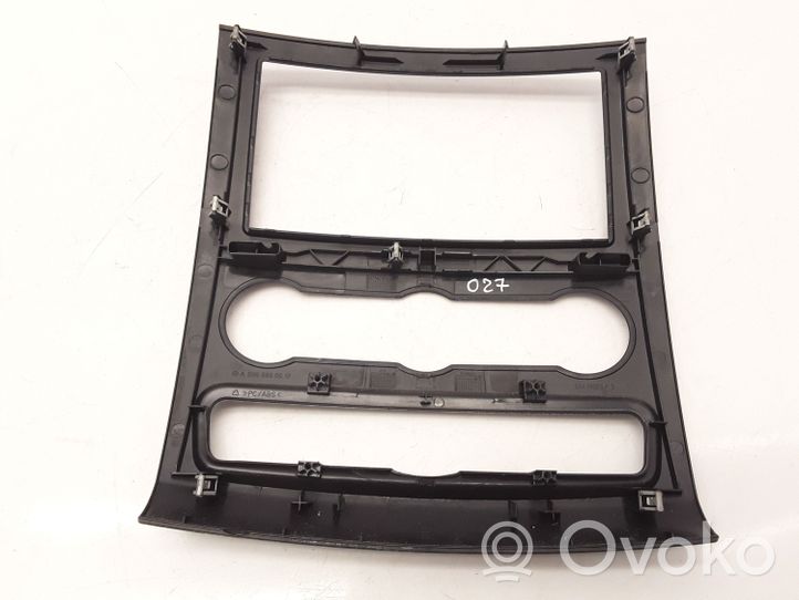 Mercedes-Benz Sprinter W906 Rivestimento del pannello A9066800017