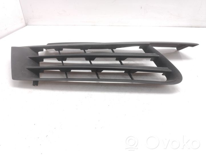 Renault Espace -  Grand espace IV Grille calandre supérieure de pare-chocs avant G000173881