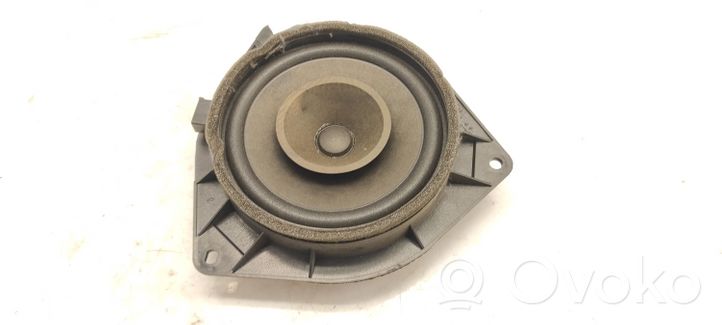 Toyota Corolla E120 E130 Enceinte de porte arrière 8616002380