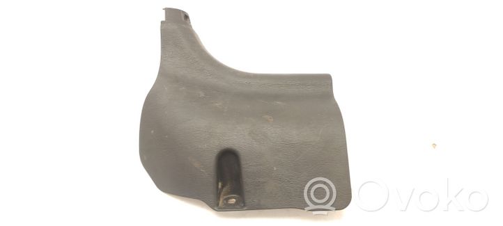 Toyota Corolla E120 E130 Rivestimento vano piedi laterale 6211202080A