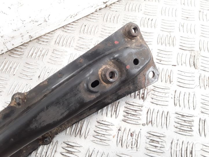 Toyota Corolla E120 E130 Supporto di montaggio scatola del cambio AV74272