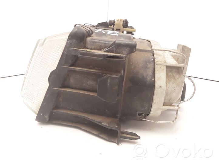 Alfa Romeo 155 Lampa przednia 0301085301