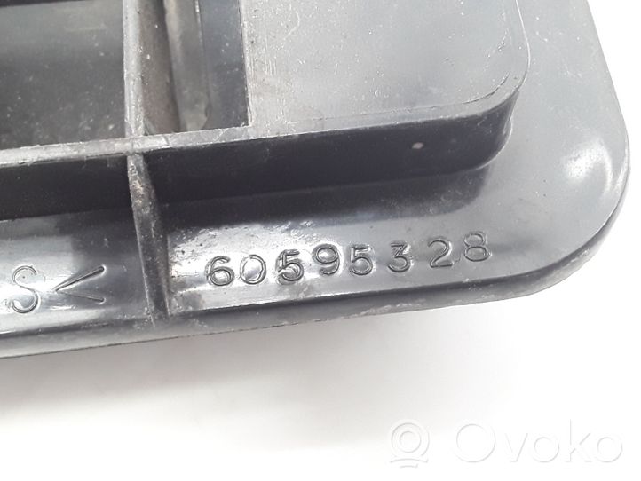 Alfa Romeo 166 Ventiliacinės grotelės 60595328