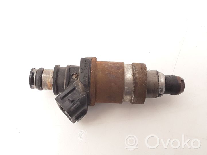 Honda Legend III KA9 Fuel injector 