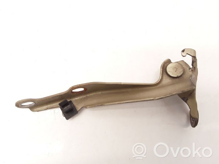 Toyota Yaris Verso Supporto di montaggio del parafango 583FK91