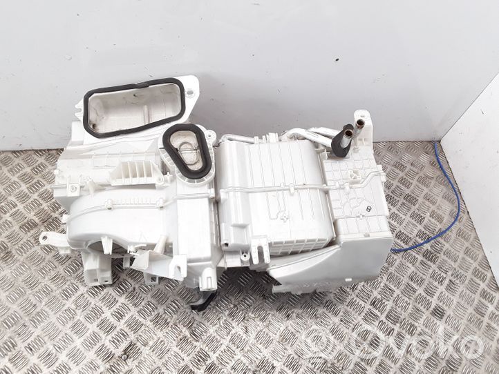 Toyota Yaris Verso Scatola alloggiamento climatizzatore riscaldamento abitacolo assemblata 8703052180