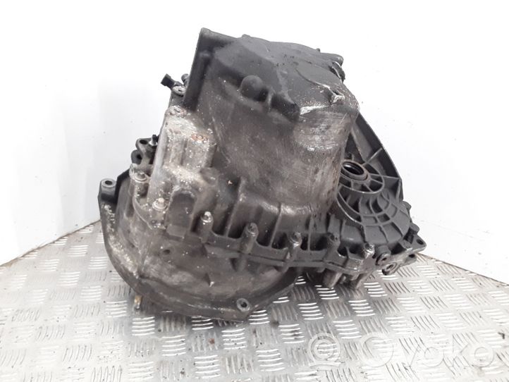 Alfa Romeo 156 Mechaninė 6 pavarų dėžė 8400822680