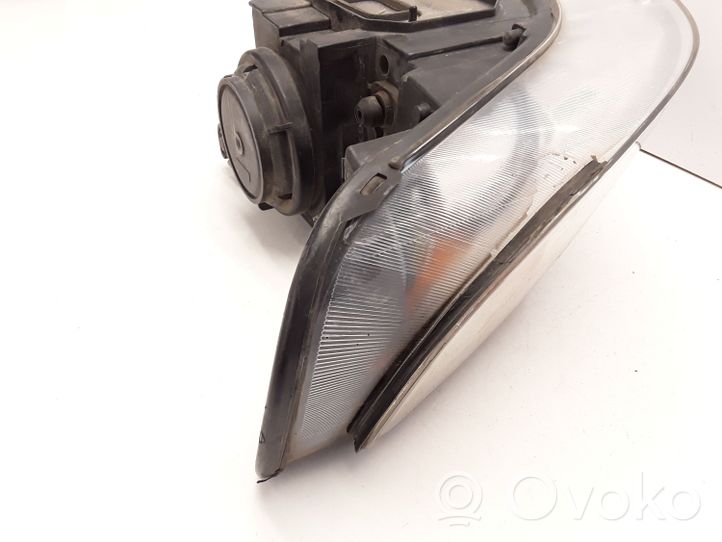 Saab 9-7X Lampa przednia 6002TA0049