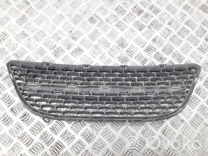 Saab 9-7X Grille calandre supérieure de pare-chocs avant 15253403