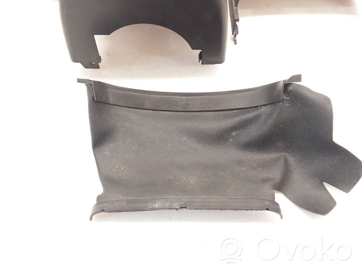 Seat Toledo III (5P) Rivestimento del piantone del volante 5P0858566