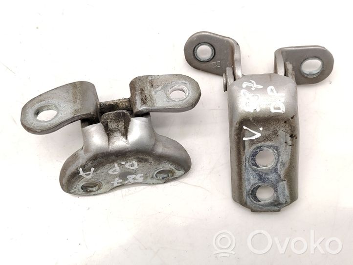 Toyota Avensis T270 Front door hinge set 1F7