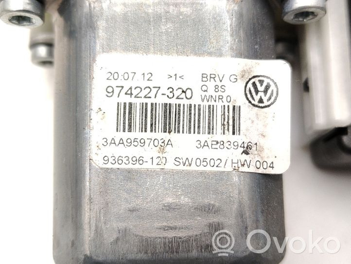 Volkswagen PASSAT B7 Motorino alzacristalli della portiera posteriore 962619100