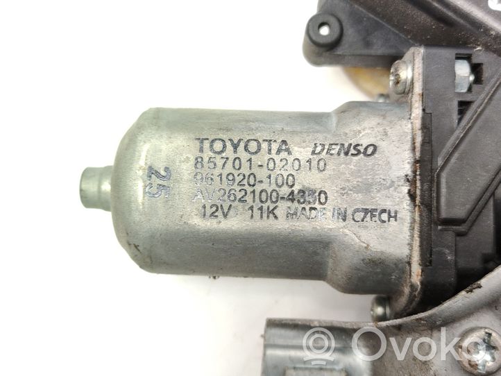 Toyota Avensis T270 Alzacristalli della portiera anteriore con motorino 8570102010