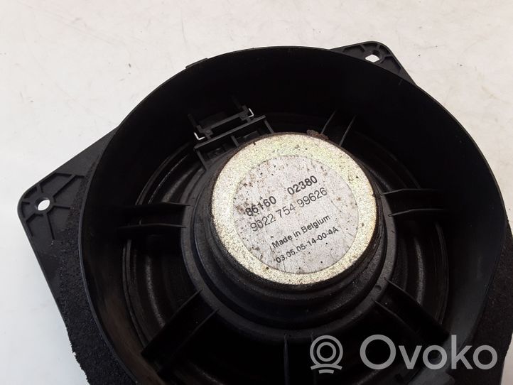 Toyota Avensis T250 Enceinte de porte arrière 8616002380