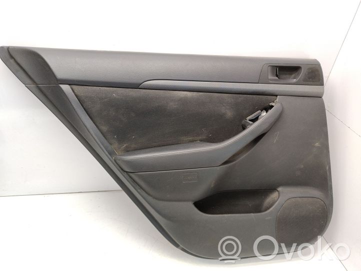 Toyota Avensis T250 Rivestimento del pannello della portiera posteriore 819T508