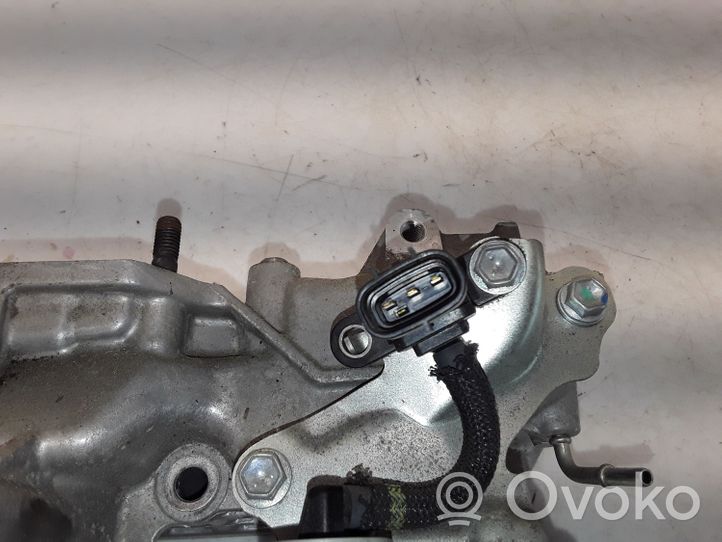 Toyota RAV 4 (XA40) Collettore di aspirazione 8942120200