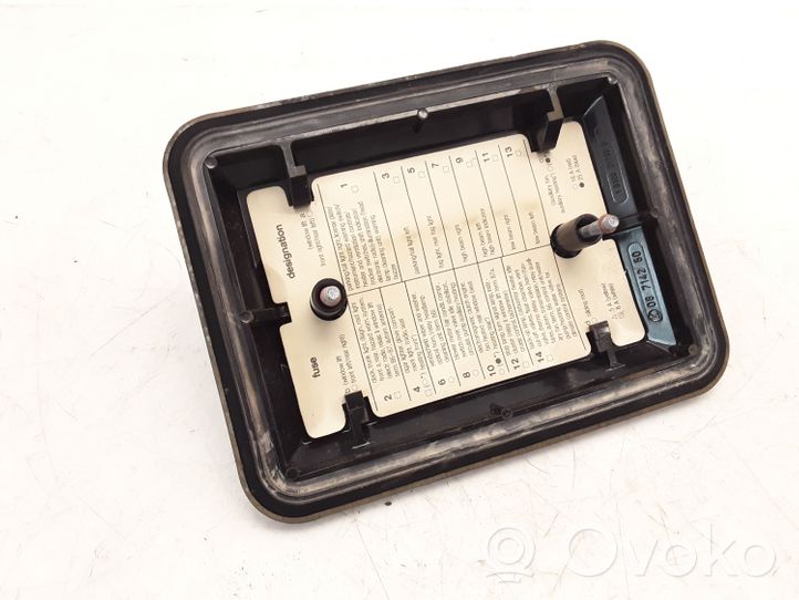 Mercedes-Benz W123 Fuse box cover 1235400082