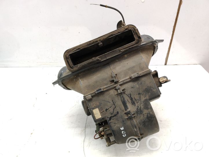 Volkswagen Polo II 86C 2F Scatola alloggiamento climatizzatore riscaldamento abitacolo assemblata 867819363